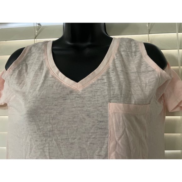Seven7 S Veil Rose Solid Cold Shoulder Pocket Tee - Picture 3 of 6